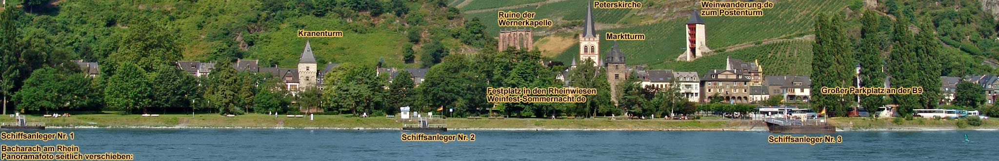 Panoramabild von Bacharach am Rhein mit Schiffsanlegern
