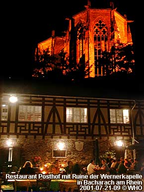 Restaurant Alter Posthof unterhalb der Ruine der Wernerkapelle bei Bacharach am Rhein.