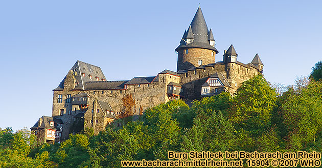 Burg Stahleck oberhalb von Bacharach am Rhein.